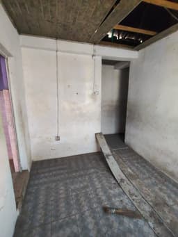 5-Year Long Lease Available for a Spacious 2-Bedroom Apartment Located Upstairs image 1